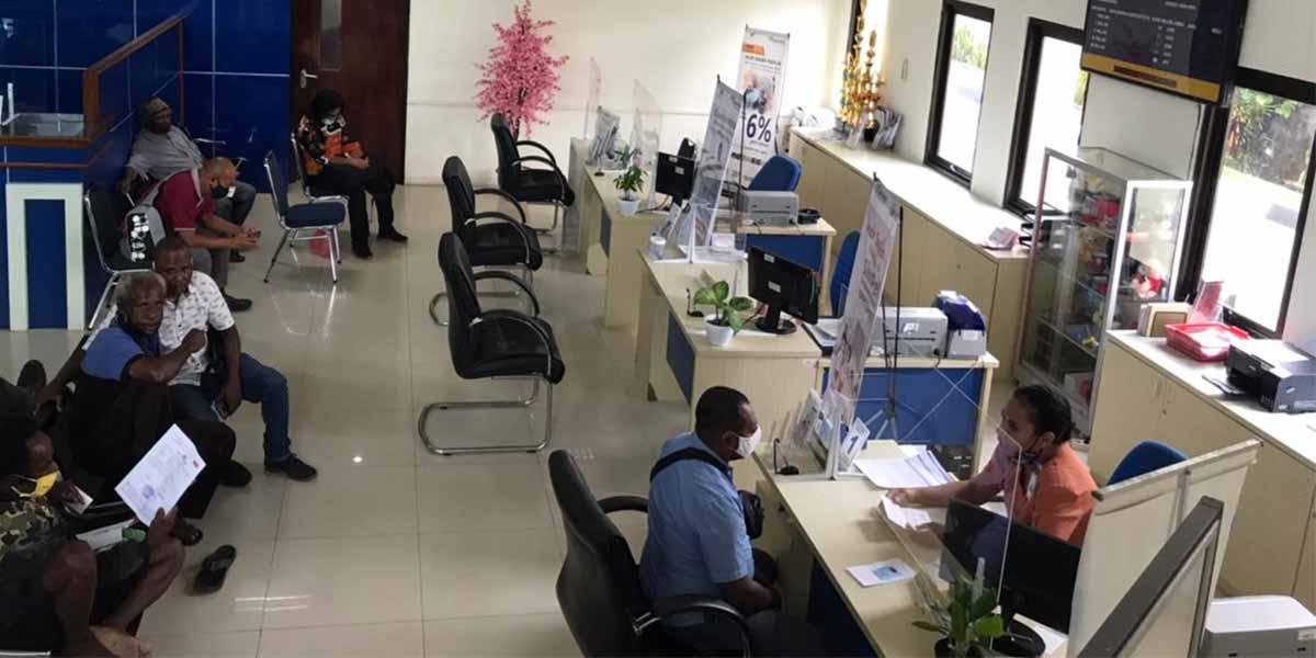 bunga-tinggi-kredit-pum-bank-papua-di-timika-tidak-begitu-diminati-mama-mama-papua